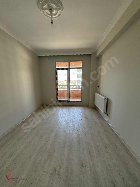Akyol Emlak'tan Çift Balkonlu Geniş Sıfır Kiralık 3+1 — fotoğraf 8