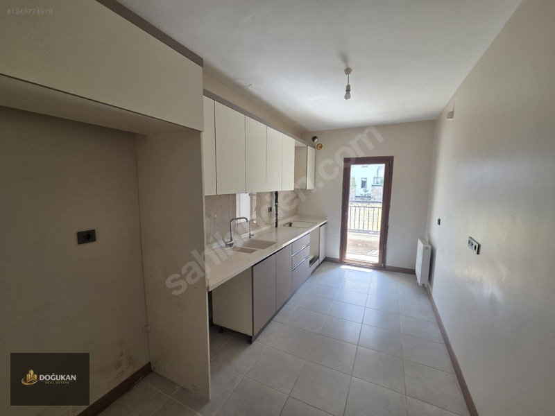 Doğukan Real Estate | Yöntemim Okulu A101 Karşısı 3+1 Kiralık — fotoğraf 14