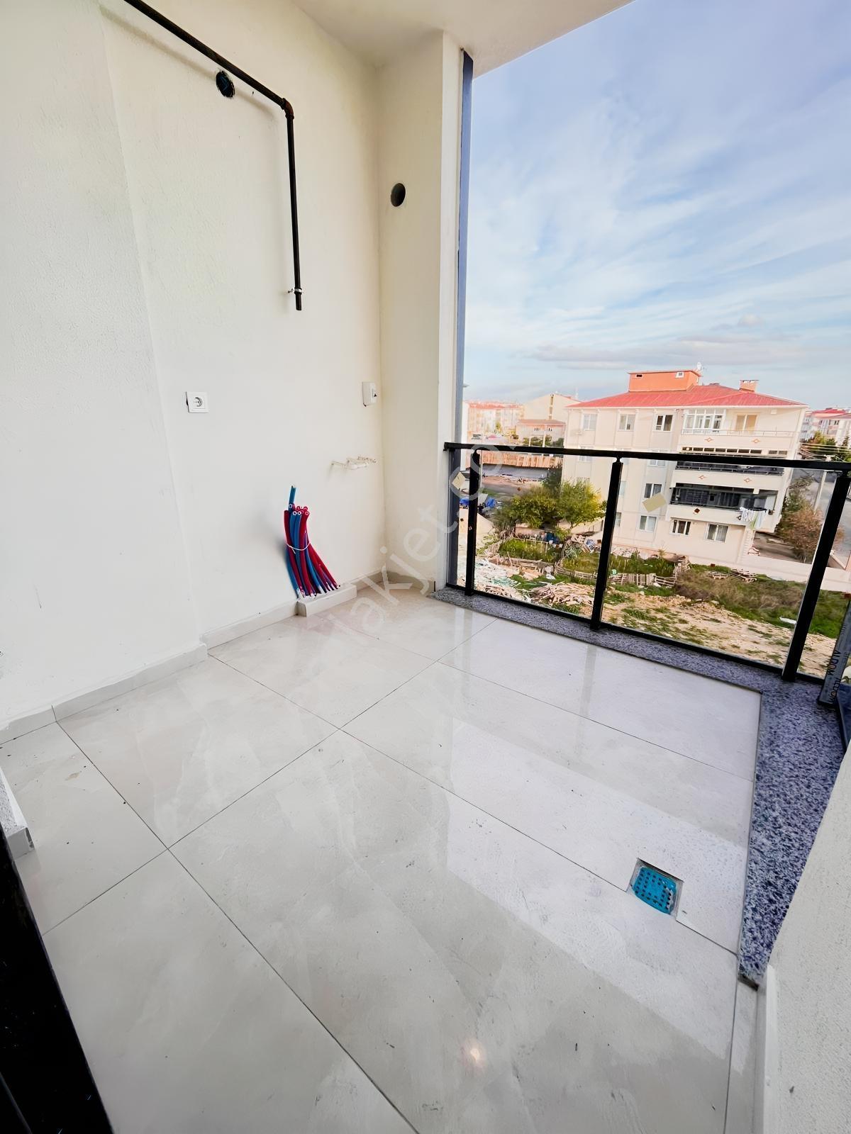 Çorlu Ç.Çeşmede Site İçinde 2+1 Satılık Daire — fotoğraf 4