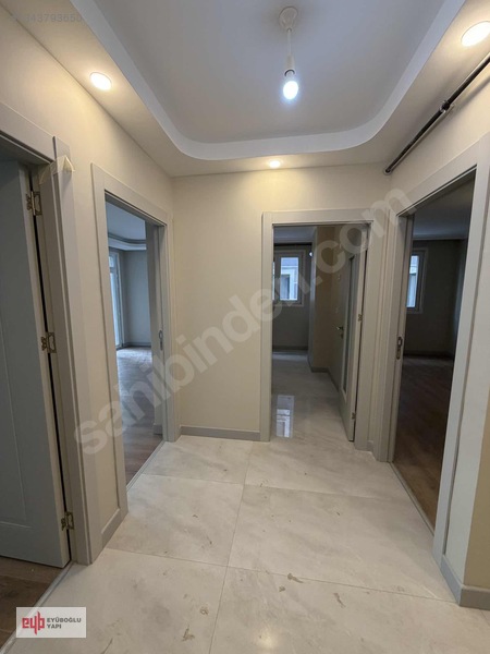Atatürk Mah.bahçevanlar Sok.2+1 81m2 Y.giriş Sıfır Metro Dibinde — fotoğraf 12