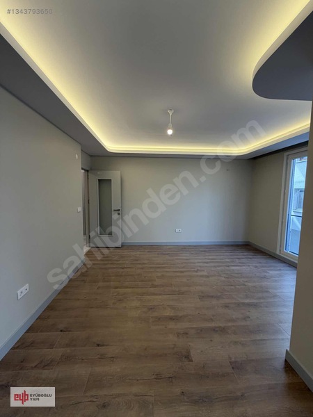 Atatürk Mah.bahçevanlar Sok.2+1 81m2 Y.giriş Sıfır Metro Dibinde — fotoğraf 20