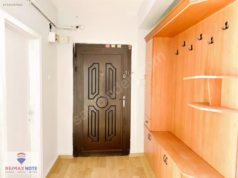 Batıkent Özpetek 7 Sitesinde Kiralık 3+1 Daire — fotoğraf 9
