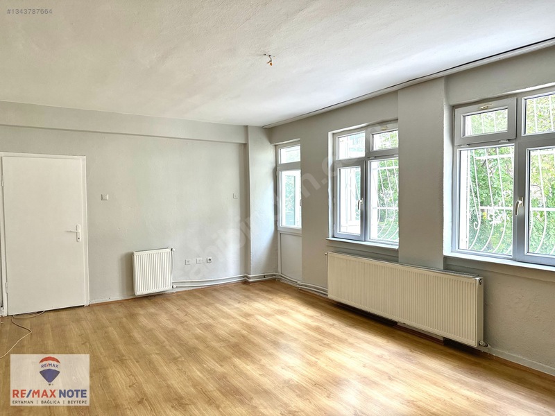 Batıkent Özpetek 7 Sitesinde Kiralık 3+1 Daire — fotoğraf 11