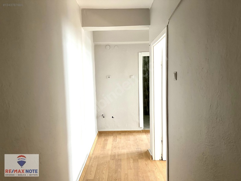 Batıkent Özpetek 7 Sitesinde Kiralık 3+1 Daire — fotoğraf 13
