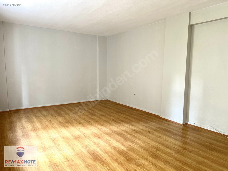 Batıkent Özpetek 7 Sitesinde Kiralık 3+1 Daire — fotoğraf 16