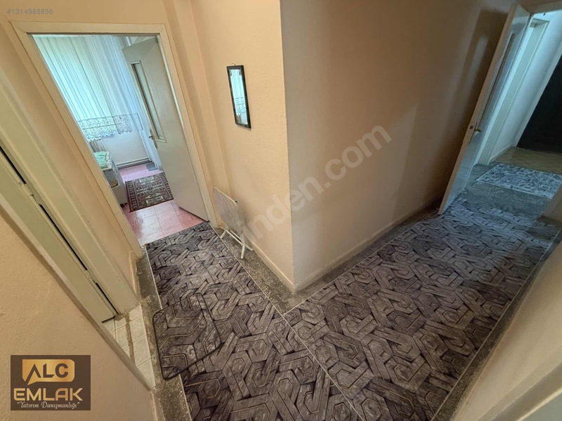 A L C Den Site İçi Metro Ve Okul Yakını 3+1 Salon B. Satılık — fotoğraf 11