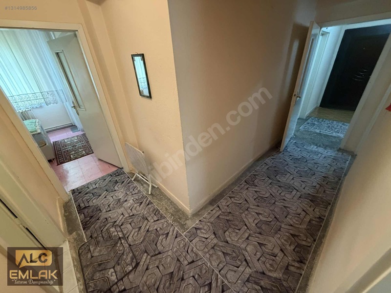A L C Den Site İçi Metro Ve Okul Yakını 3+1 Salon B. Satılık — fotoğraf 12