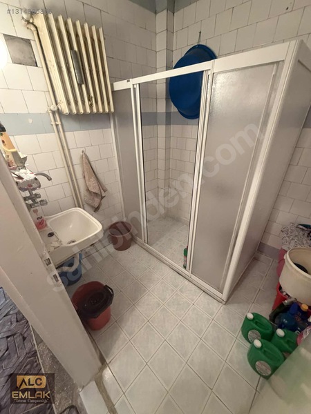 A L C Den Site İçi Metro Ve Okul Yakını 3+1 Salon B. Satılık — fotoğraf 17