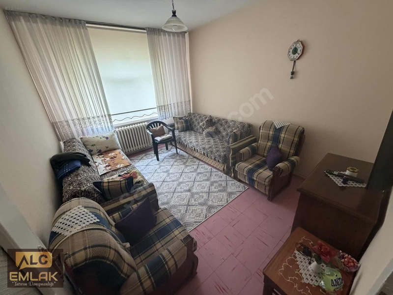 A L C Den Site İçi Metro Ve Okul Yakını 3+1 Salon B. Satılık — fotoğraf 18