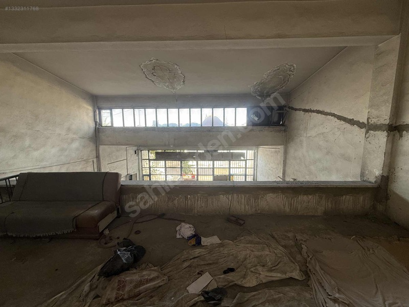 Özsan Sanayi Sitesinde 200m2 Kiralık Dükkan — fotoğraf 8