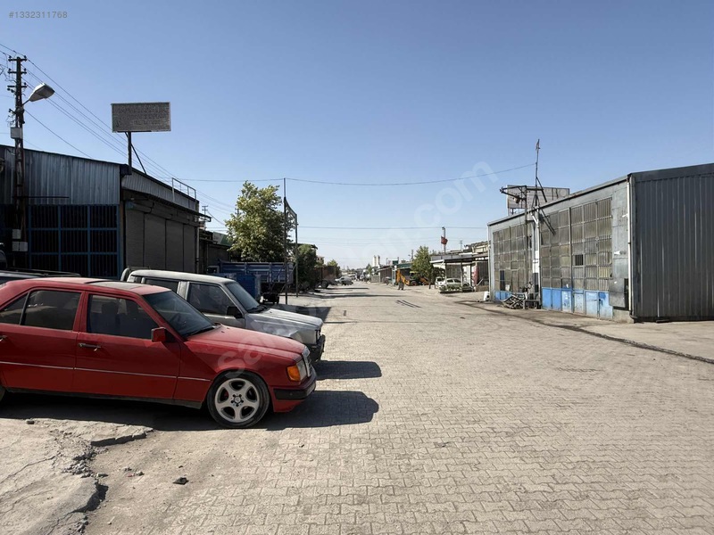 Özsan Sanayi Sitesinde 200m2 Kiralık Dükkan — fotoğraf 11