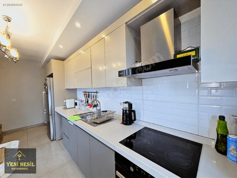 5.levent'e Komşu 4+1 Balkon Teraslı Eşyaları İle Satılık Daire — fotoğraf 8