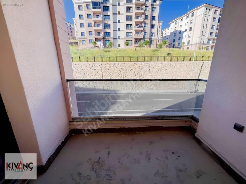 Kıvanç Gayrimenkul'den İkizcede Kiralık Daire — fotoğraf 4