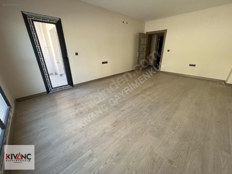 Kıvanç Gayrimenkul'den İkizcede Kiralık Daire — fotoğraf 9