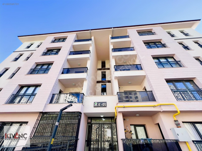 Kıvanç Gayrimenkul'den İkizcede Kiralık Daire — fotoğraf 29