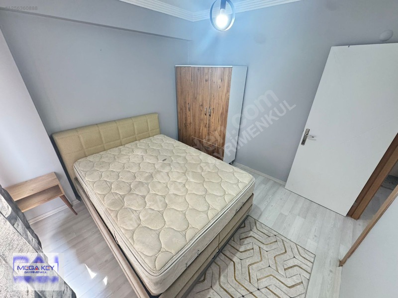 Megakeyden Full Eşyalı Doğalgazlı Arakat Üçkuyular Dibinde 1+1 — fotoğraf 11
