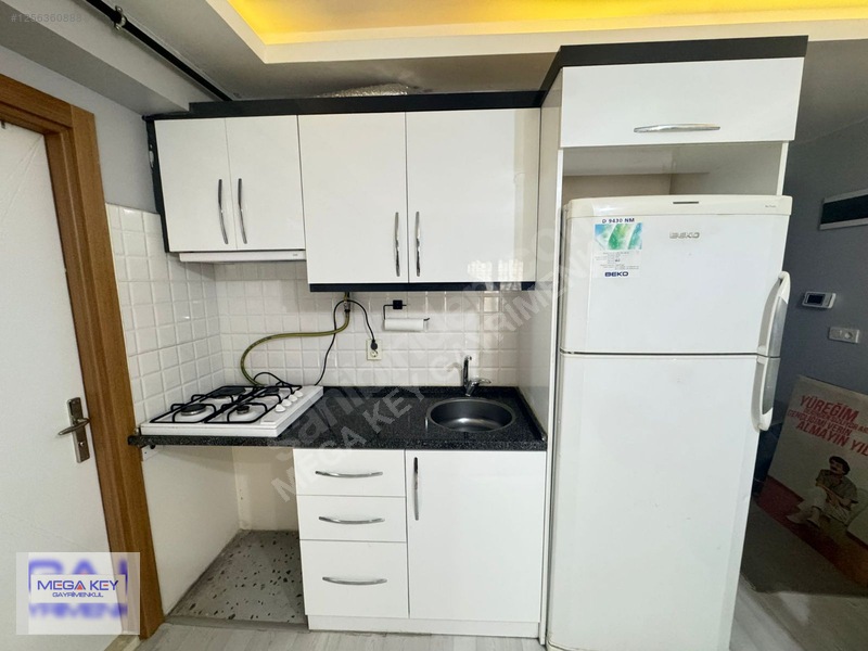 Megakeyden Full Eşyalı Doğalgazlı Arakat Üçkuyular Dibinde 1+1 — fotoğraf 15