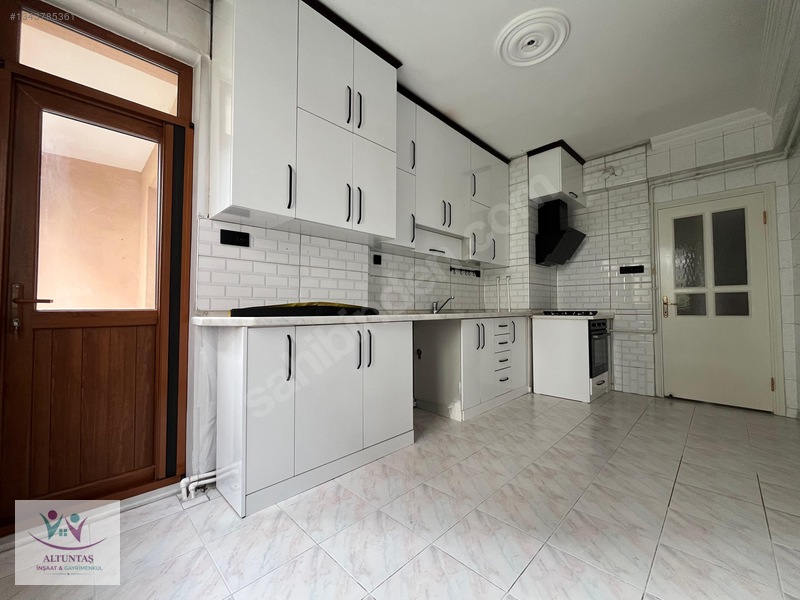 Altuntaş'tan Ulubatlı Hasan İl Jandar. Yakını Satılık 3+1 Daire — fotoğraf 3