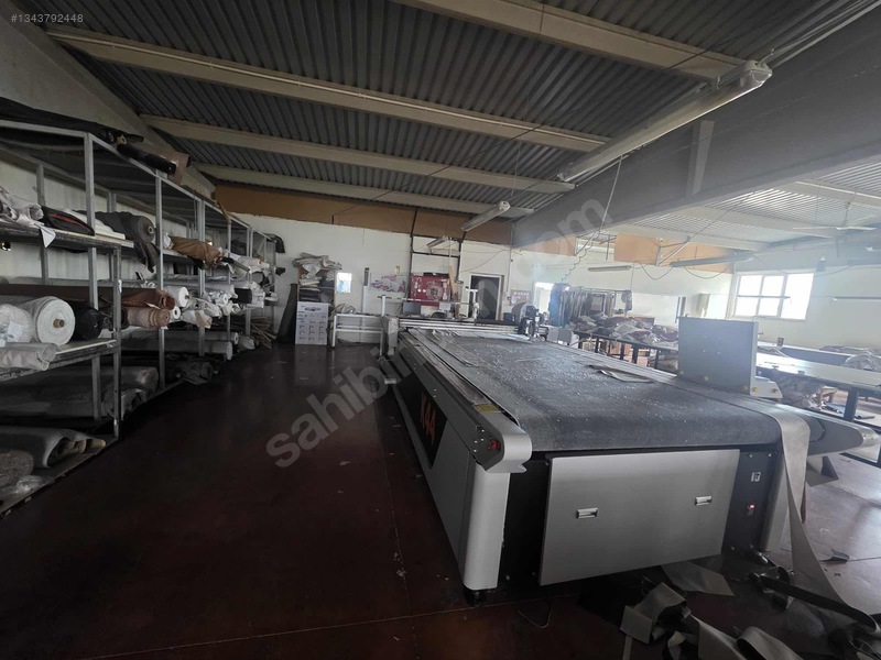 Akhisarda Kiralık 1.350 Kapalı Alan Fabrika — fotoğraf 23