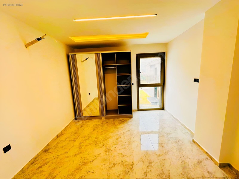 Kuşadası Sahil Sıtelerı Mevkı Satılık Sıfır 3+1 Havuzlu Vılla — fotoğraf 13