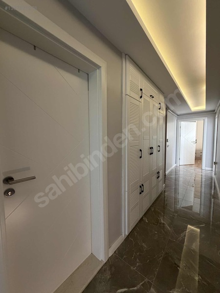 Bergama Merkez Tamamına Kredi Açık 2+1 Cam Balkonlu Geniş 2+1 — fotoğraf 4