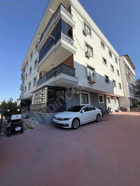 Bergama Merkez Tamamına Kredi Açık 2+1 Cam Balkonlu Geniş 2+1 — fotoğraf 15