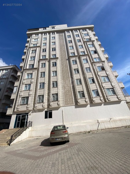 Doğukent Mahallesi İkiz Kuleler Yanı 2+1 Satılık Ara Kat