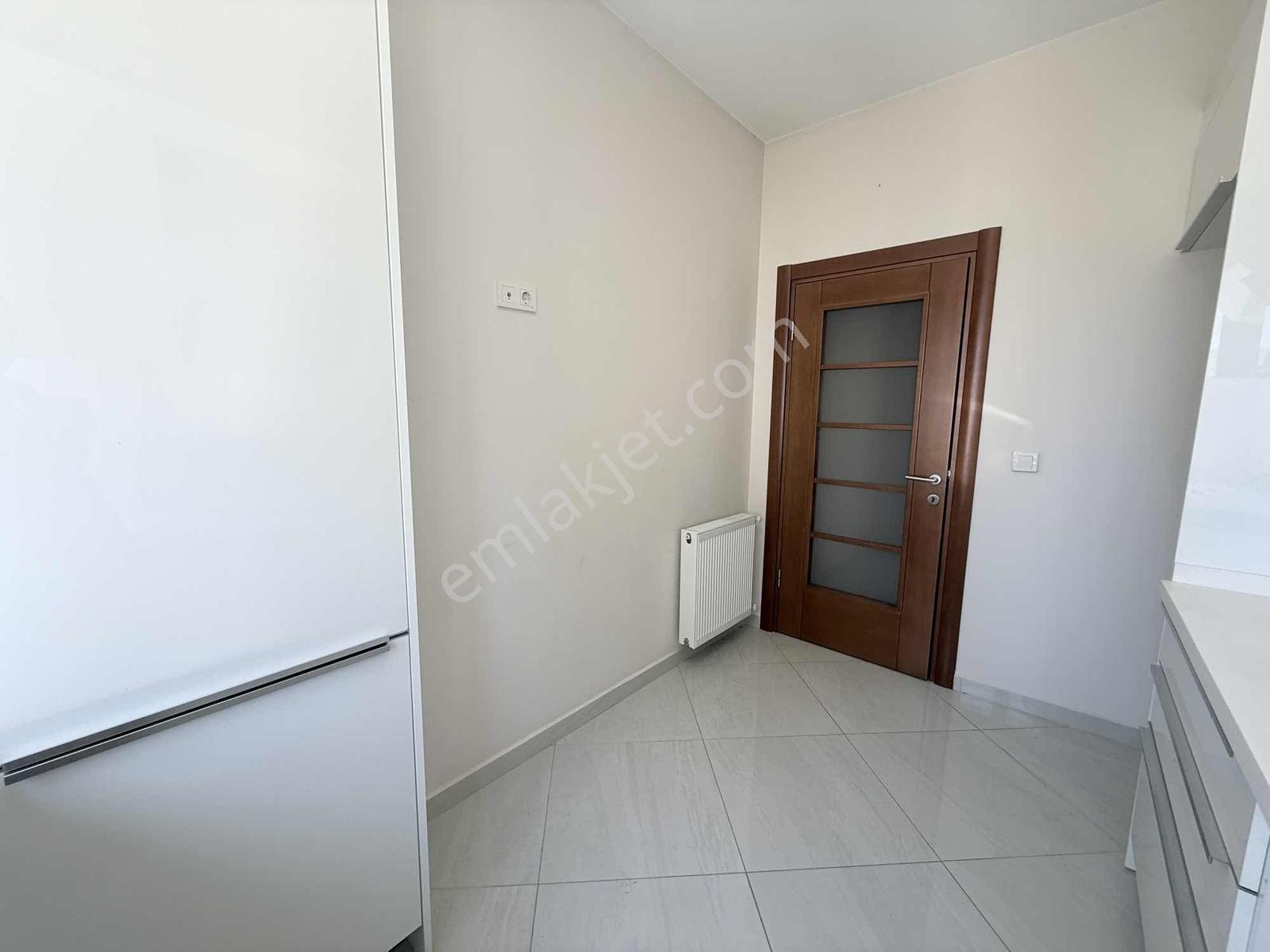 Suadiye'De Satılık 3+1 Daire Hemen Taşınmaya Hazır (95M² Net) — fotoğraf 6