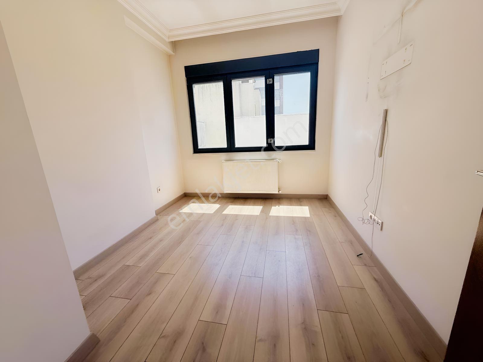 Suadiye'De Satılık 3+1 Daire Hemen Taşınmaya Hazır (95M² Net) — fotoğraf 12