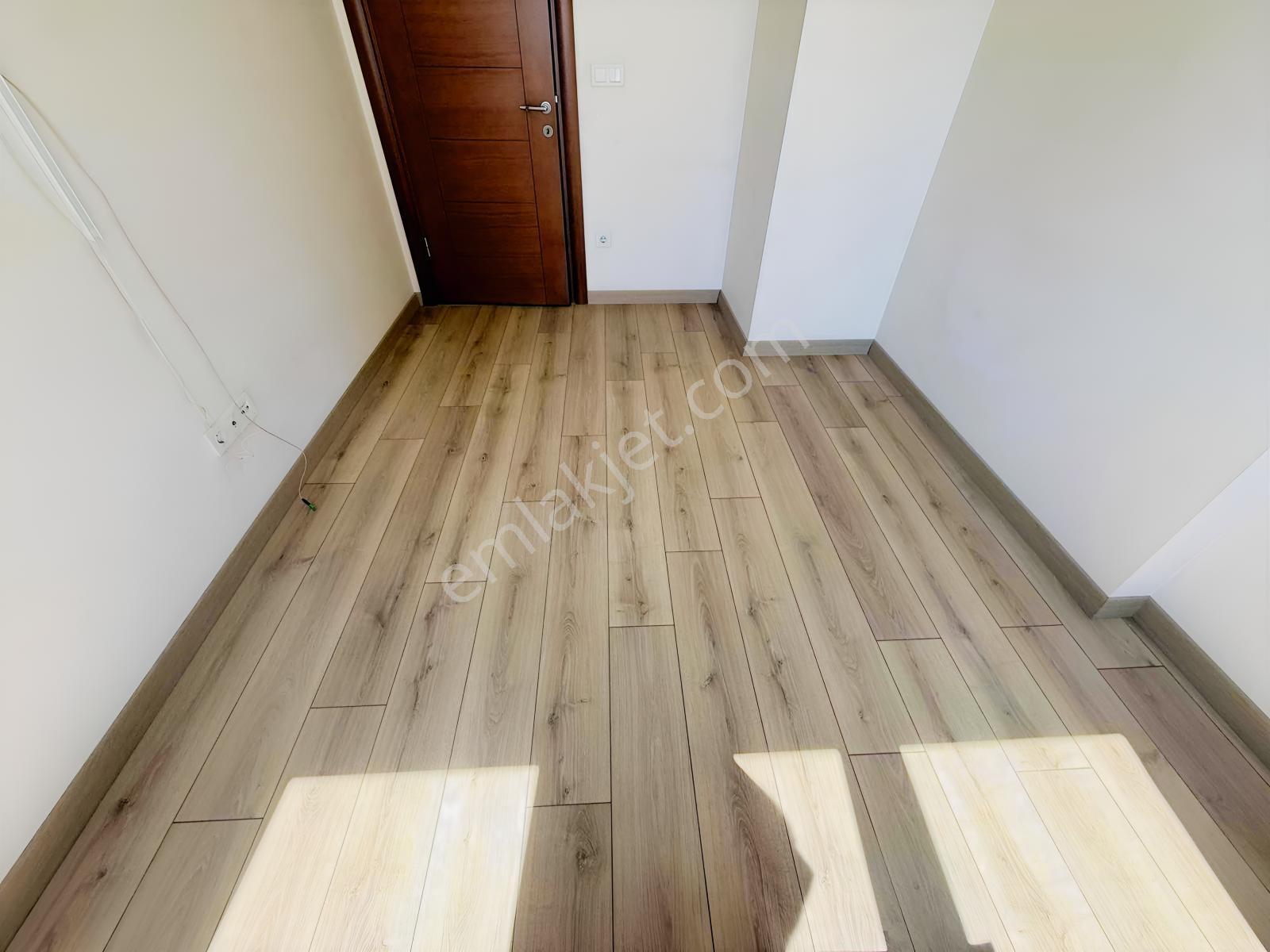Suadiye'De Satılık 3+1 Daire Hemen Taşınmaya Hazır (95M² Net) — fotoğraf 14
