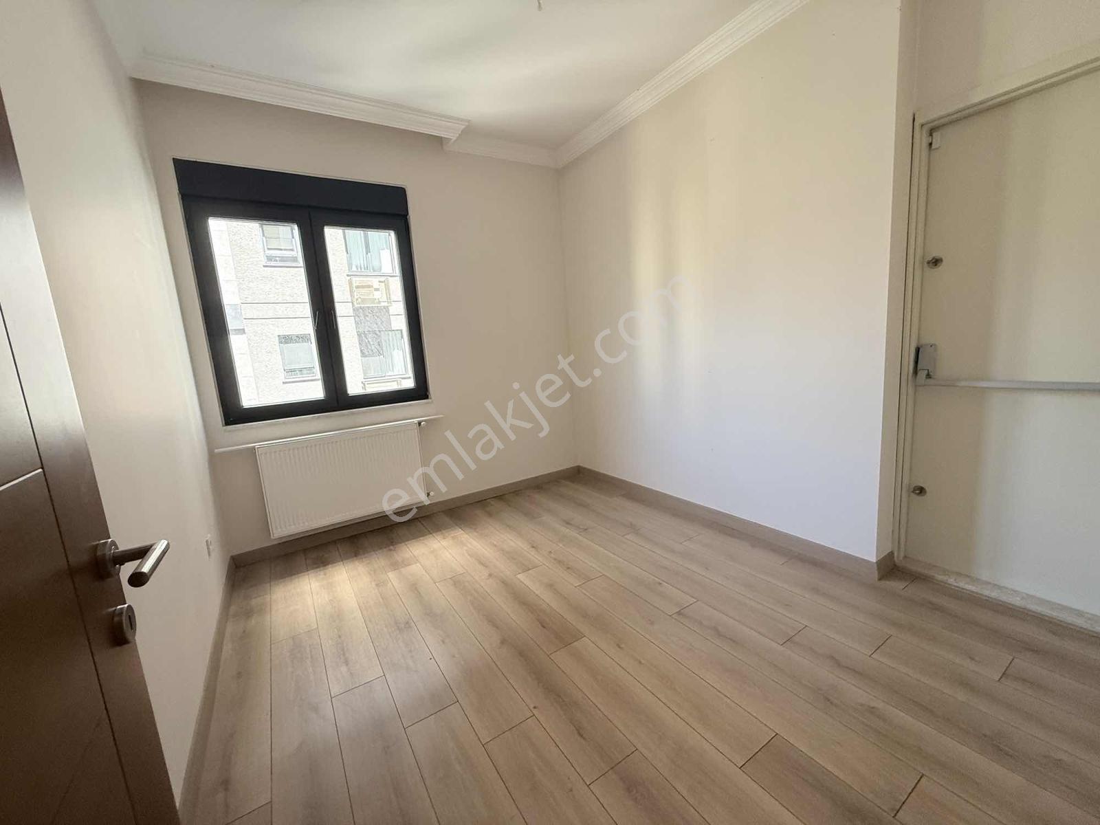 Suadiye'De Satılık 3+1 Daire Hemen Taşınmaya Hazır (95M² Net) — fotoğraf 16