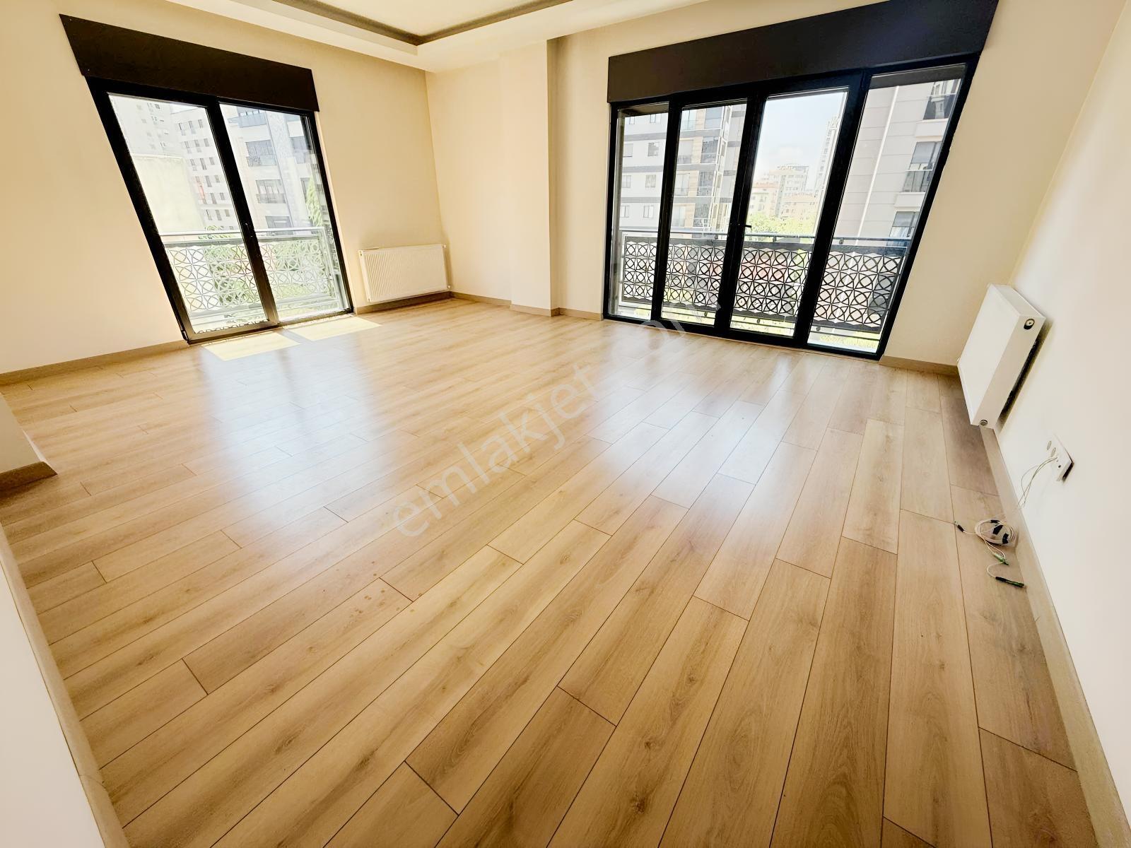 Suadiye'De Satılık 3+1 Daire Hemen Taşınmaya Hazır (95M² Net) — fotoğraf 30