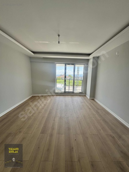 Yaşam Emlaktan Süper Lüks Kat Konumunda Kiralık Daire — fotoğraf 2