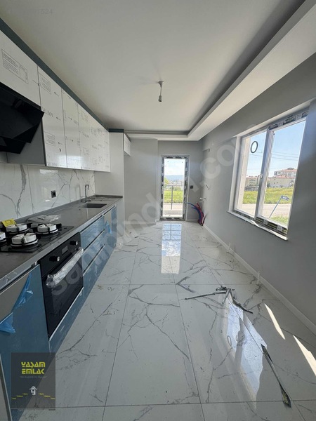 Yaşam Emlaktan Süper Lüks Kat Konumunda Kiralık Daire — fotoğraf 19