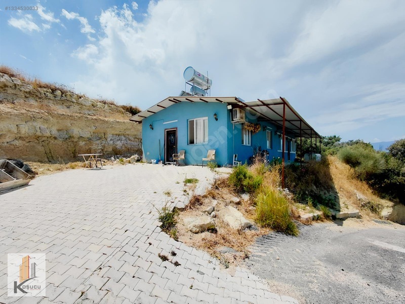 Mansurlu'Da Hem Yaşam Hem Yatırım Fırsatı! 757 M² Parsel İçinde