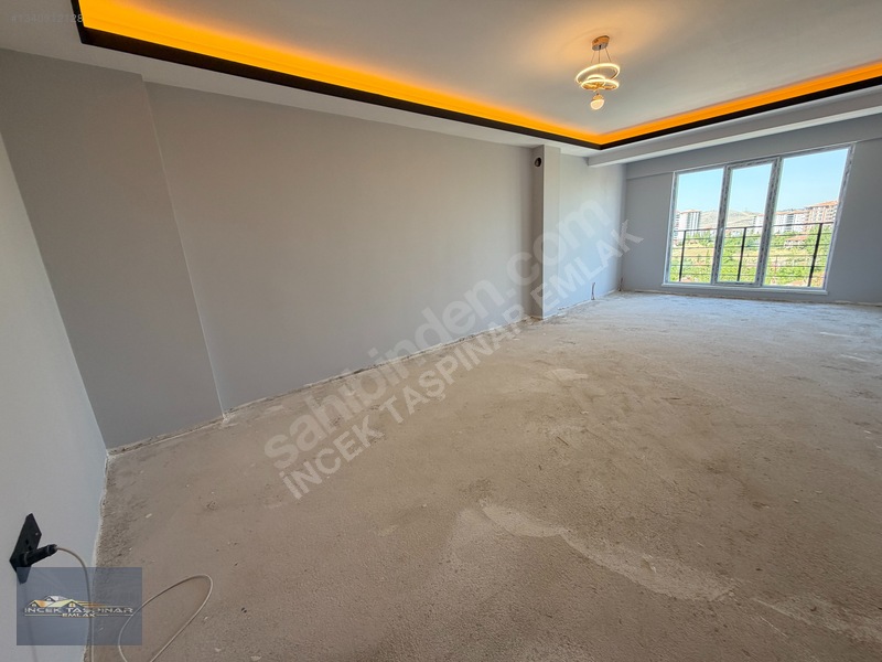 İncek Taşpınar Emlaktan 3+1 Lüx Satılık Daire — fotoğraf 8