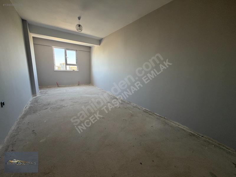 İncek Taşpınar Emlaktan 3+1 Lüx Satılık Daire — fotoğraf 12