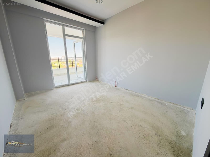İncek Taşpınar Emlaktan 3+1 Lüx Satılık Daire — fotoğraf 16