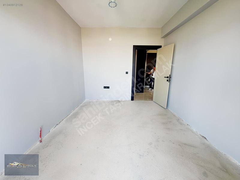 İncek Taşpınar Emlaktan 3+1 Lüx Satılık Daire — fotoğraf 18