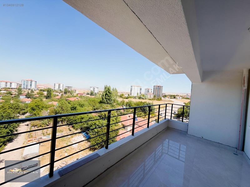 İncek Taşpınar Emlaktan 3+1 Lüx Satılık Daire — fotoğraf 21