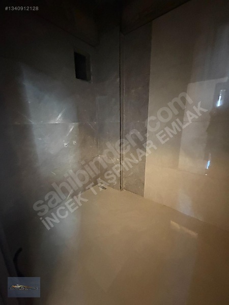 İncek Taşpınar Emlaktan 3+1 Lüx Satılık Daire — fotoğraf 22