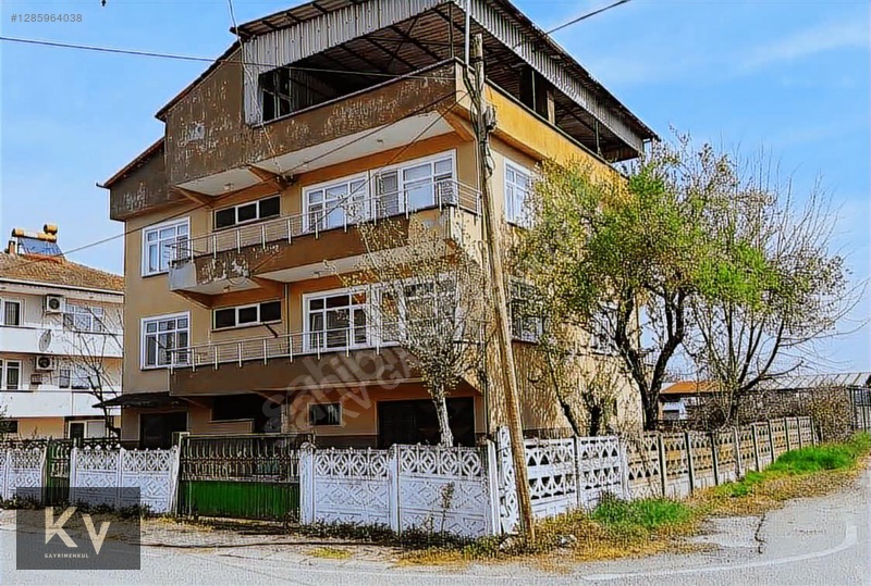 Kv Gayrimenkul'Den Küçük Söğütlü Akarca'Da Satılık Komple Bina
