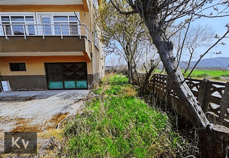 Kv Gayrimenkul'den Küçük Söğütlü Akarca'da Satılık Komple Bina — fotoğraf 5