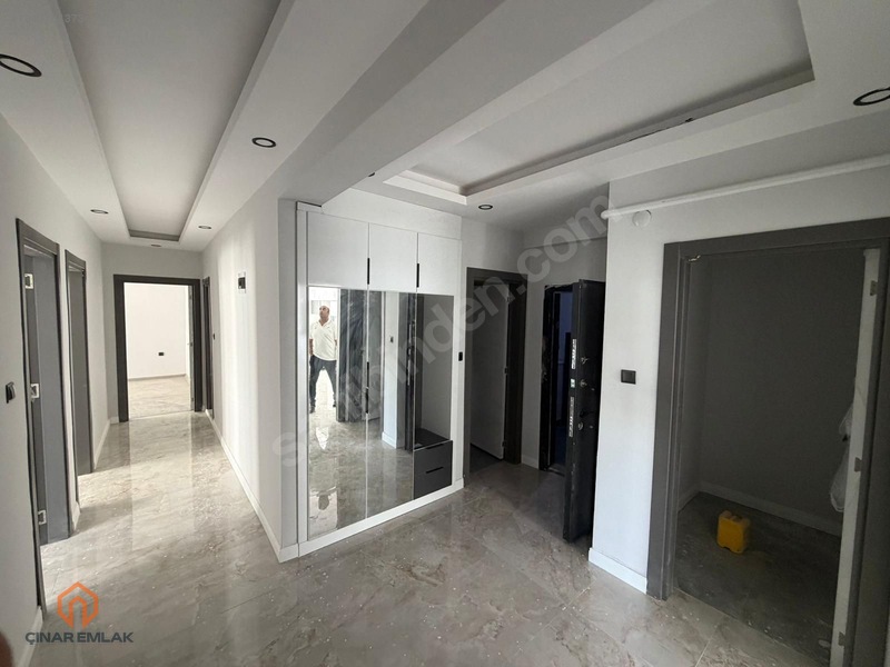 Çınar Emlaktan Dolmuş Güzergahında Arakat Sıfır Daire — fotoğraf 4