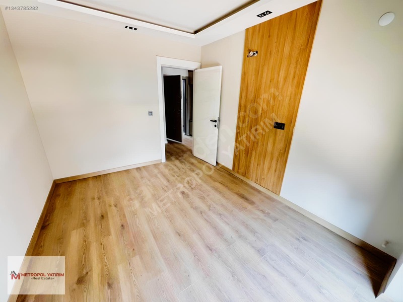 Altınova Agora Ve İkea Avm Arkası 1+1 Arakat Lüks Site İçi — fotoğraf 10