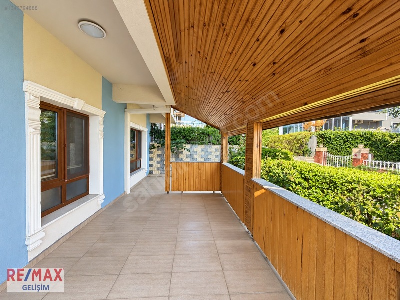 Selimpaşa Mimaş Sitesinde Deniz Manzaralı Kiralık 3+1 Villa — fotoğraf 5