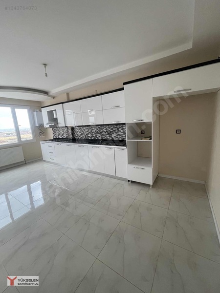 Yenişehir Fabrika Civari 4+1 Kiralık Daire