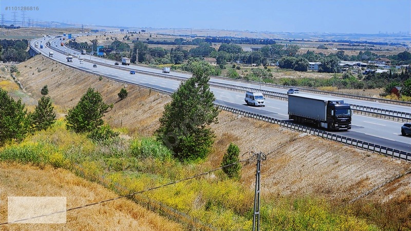 Çatalca Kaleiçi Mah.satılık 9.000 M2 Otoban Kenarı Tarla