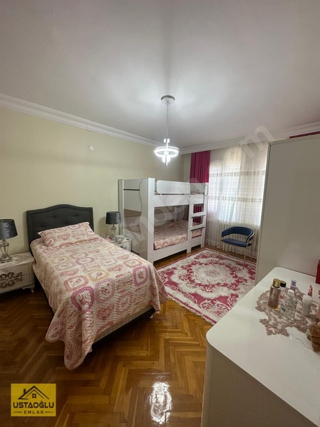 Ustaoğlu Emlak'tan Kamiloba'da Müstakil 6+3 Kiralık Bina — fotoğraf 15