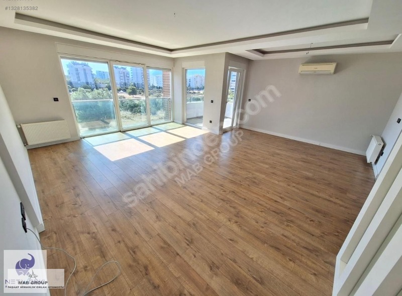 Konyaaltı Uncalı Mahallesi'nde Havuzlu Güvenlikli Site 3+1 Daire — fotoğraf 8